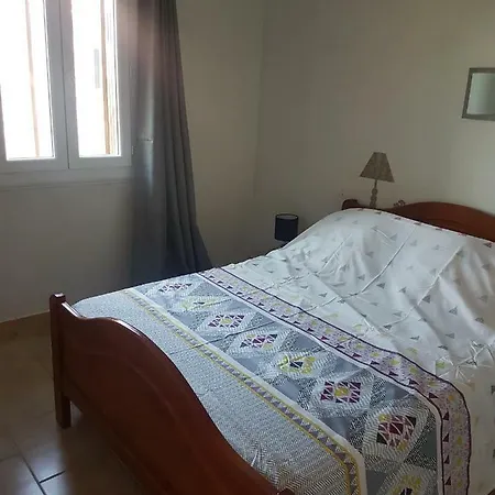 A La Campagne, T2 Independant. Céret